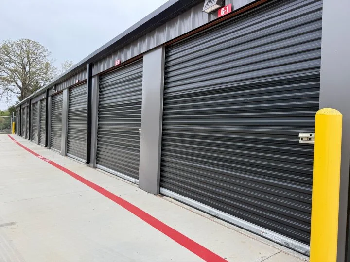 KECW Self Storage 1321 Kerry Ln Azle, TX 76020